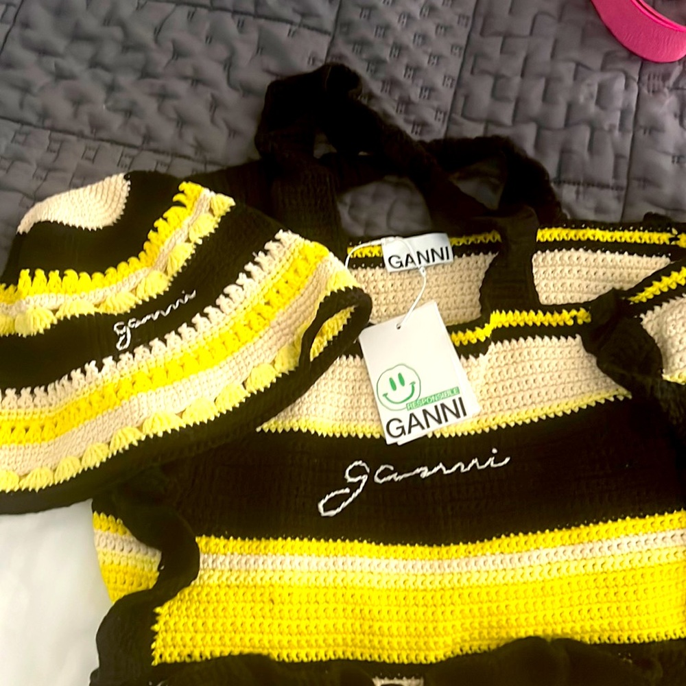 GANNI crochet bag & bucket hat